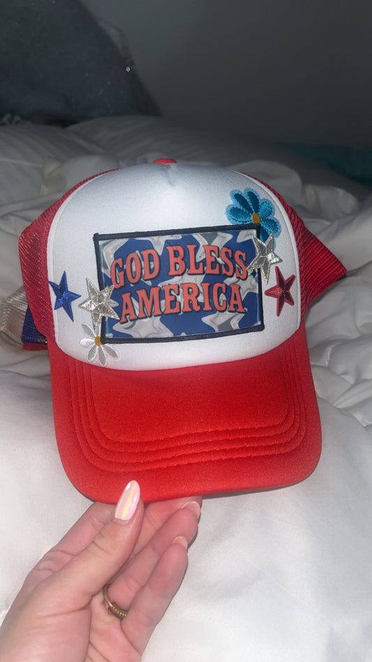 GOD BLESS AMERICA TRUCKER HAT