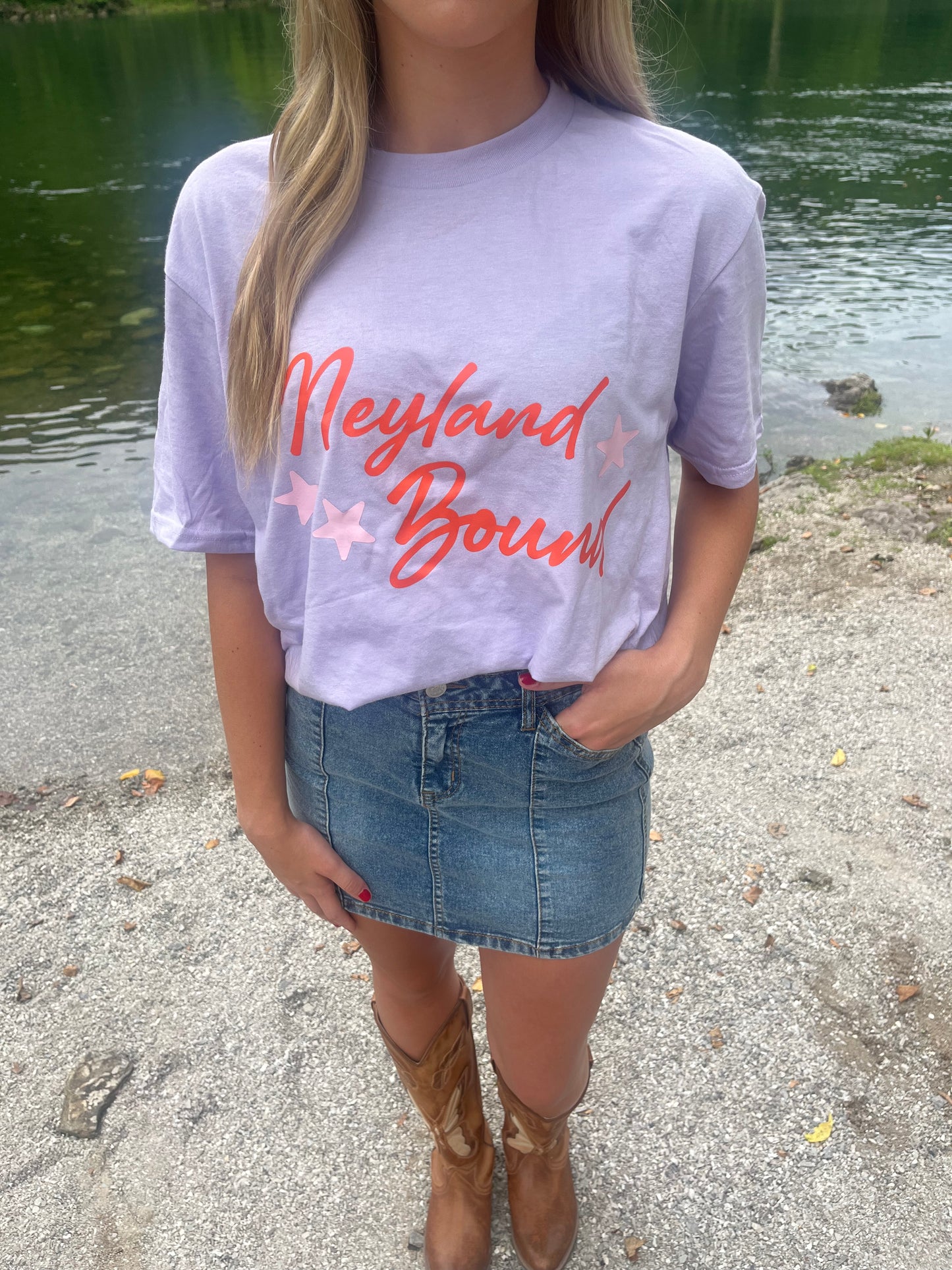 NEYLAND BOUND LAVENDER TEE