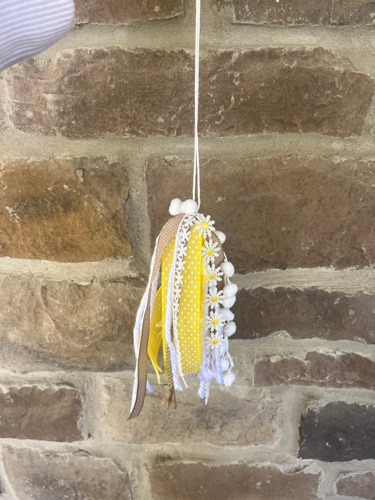 YELLOW BIBLE TASSEL