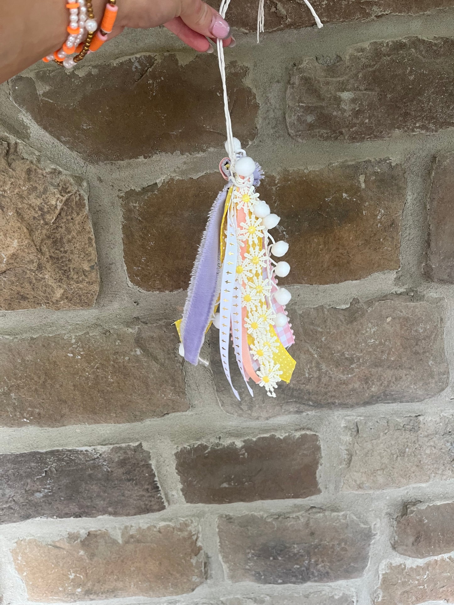 THE ANNA LOU BIBLE TASSEL