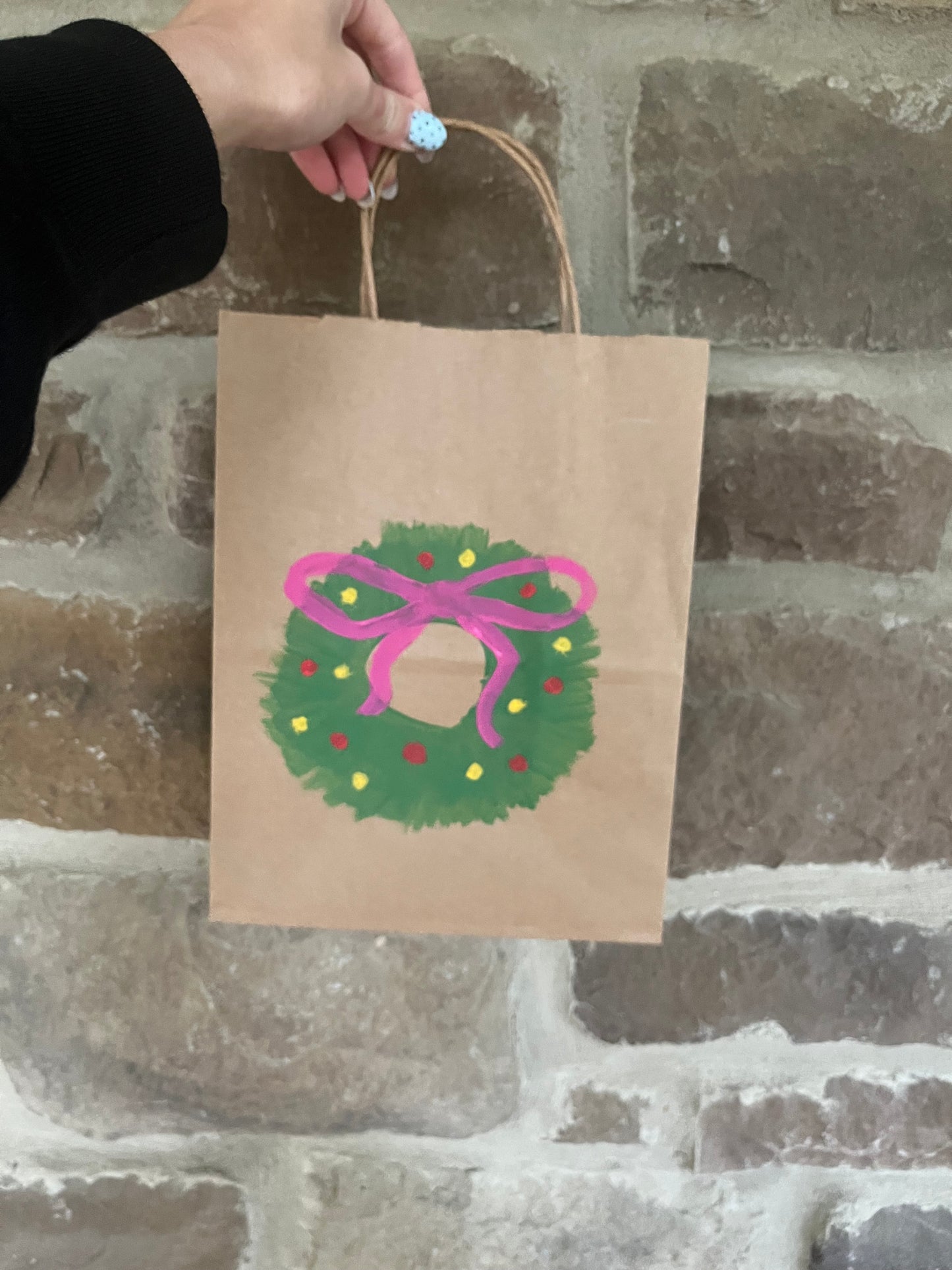 WREATH PAINTED GIFT BAG