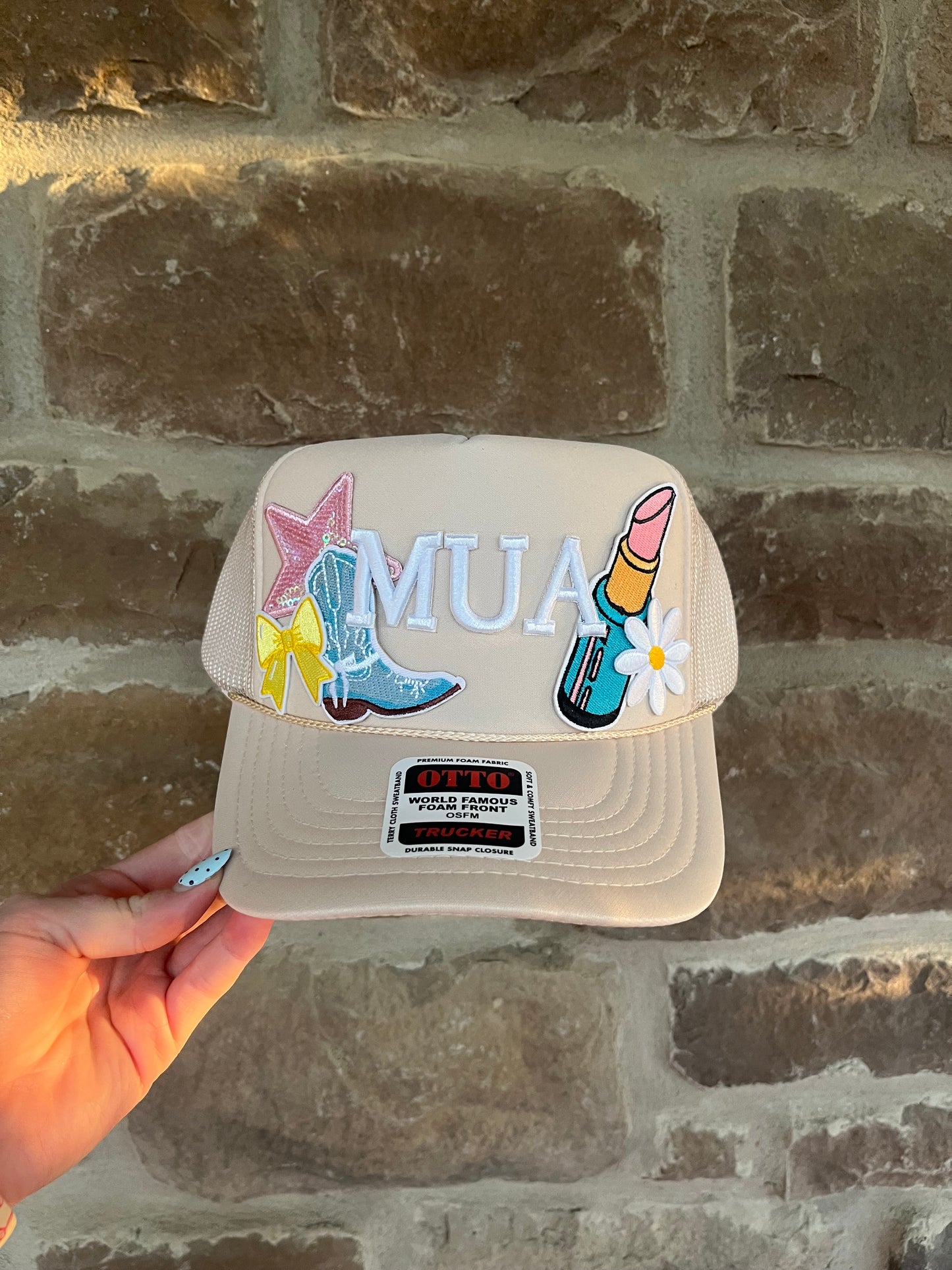 MUA TRUCKER HAT